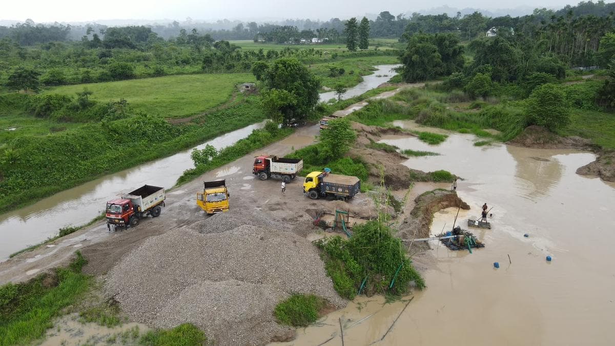 काजीरंगा के पास अवैध नदी बिस्तार खनन के खिलाफ एनजीई ने याचिका दायर की