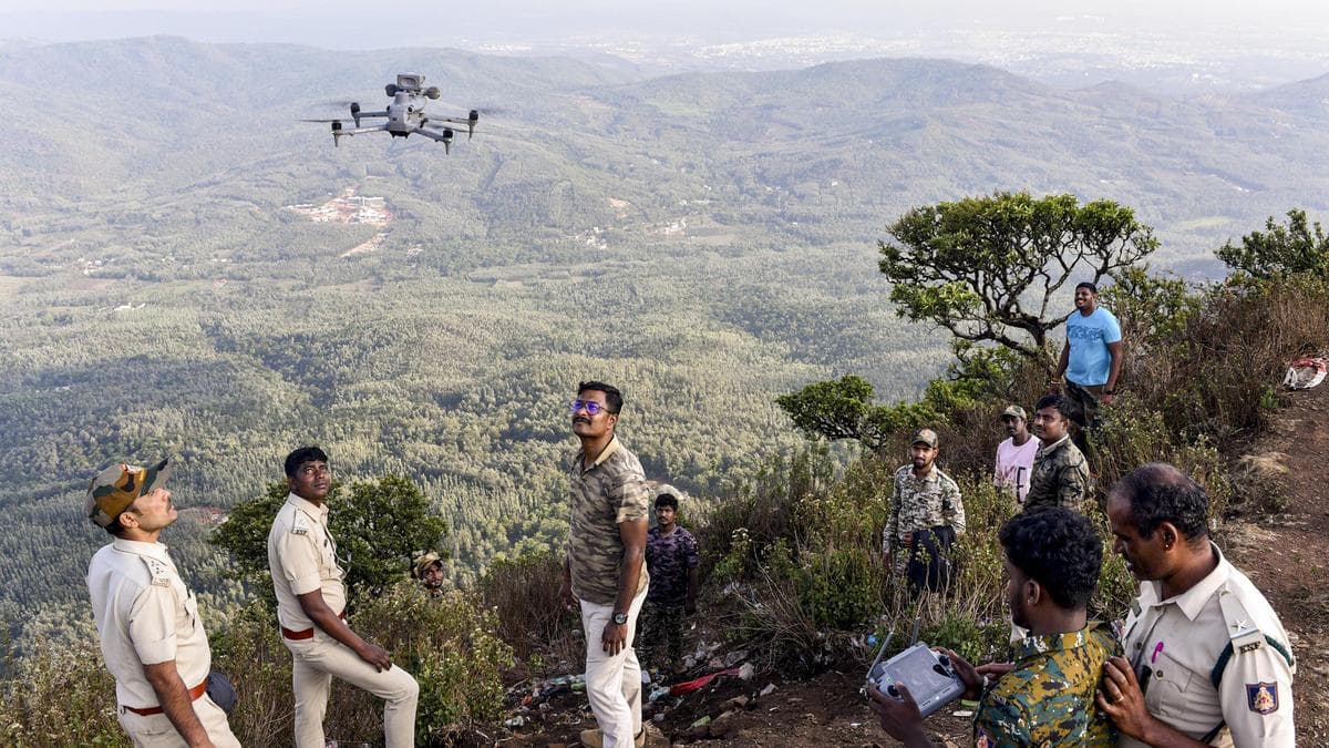 विशेषज्ञों का दावा: वन्यजीव निगरानी के लिए ड्रोन तैनाती में पारिस्थीतिक, गोपनीयता चिंताएं